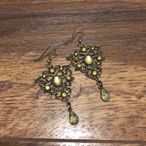 1928 Green dangle earrings.